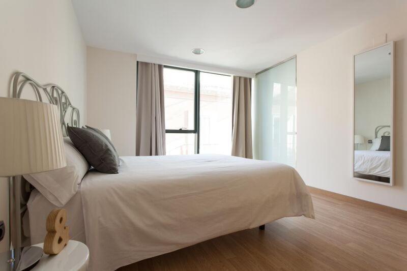 Apartments Ole - Albareda 24 Seville Luaran gambar